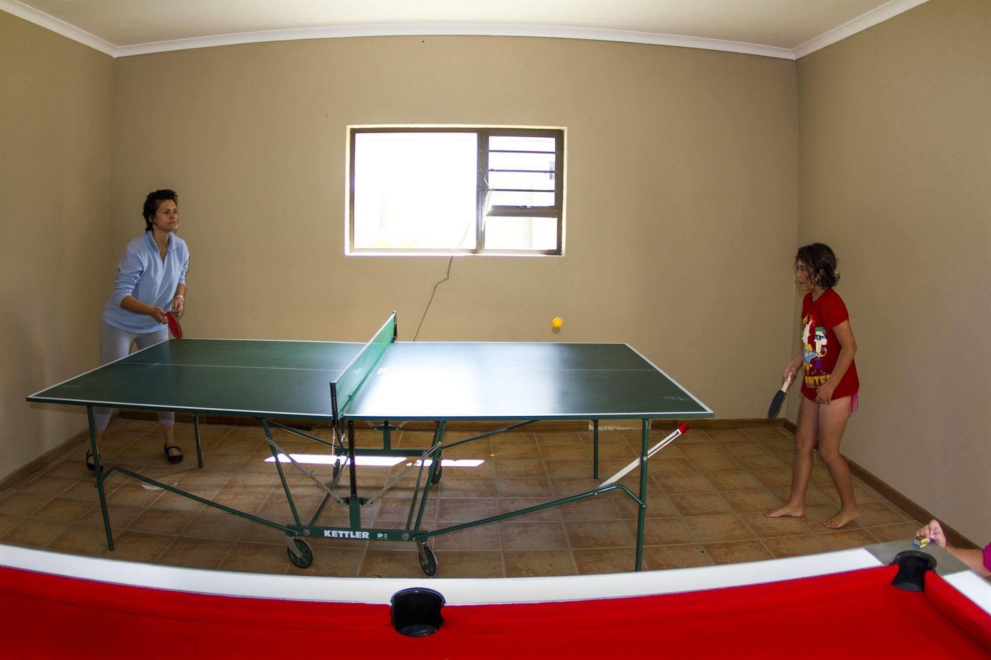 The Roundhouse Guesthouse De Kelders Ngoại thất bức ảnh