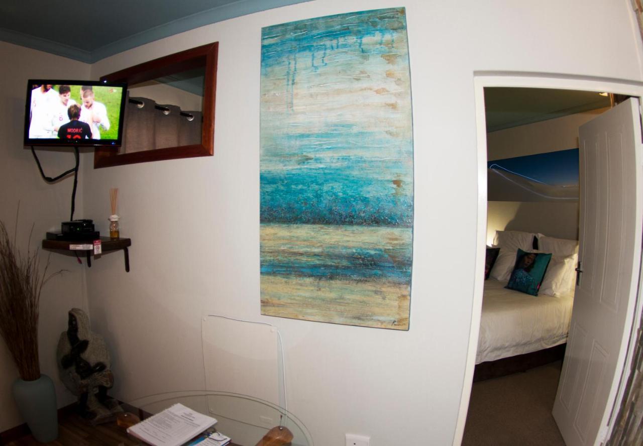 The Roundhouse Guesthouse De Kelders Ngoại thất bức ảnh